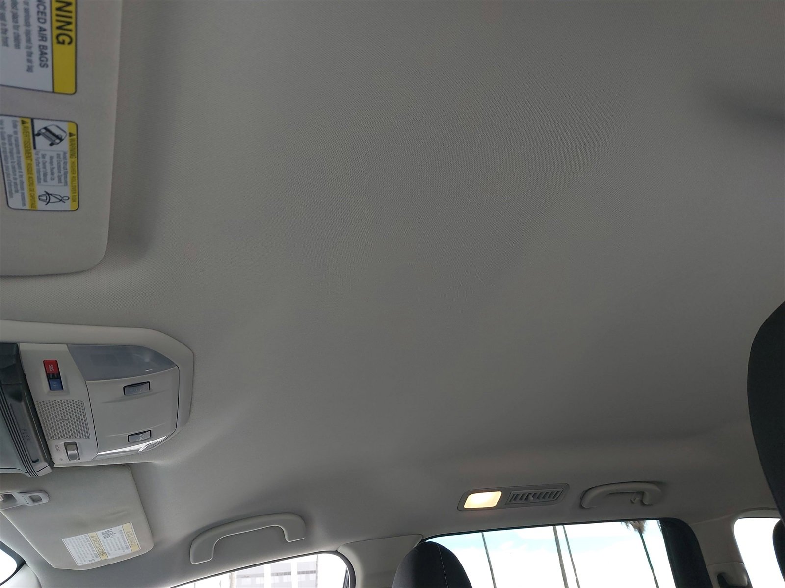 Certified 2022 Subaru Ascent Premium w/ Convenience Package image 32