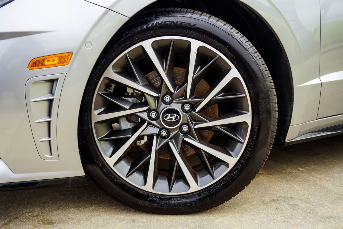 Used 2020 Hyundai Sonata Limited image 3