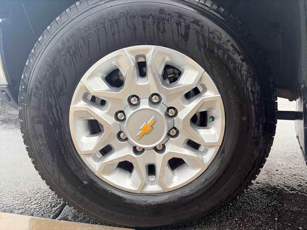 Certified 2025 Chevrolet Silverado 2500 LTZ w/ LTZ Plus Package AWD/4WD image 32