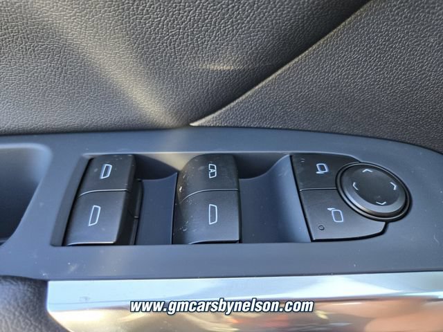 New 2027 Chevrolet Traverse LT w/ Driver Confidence Package FWD image 16