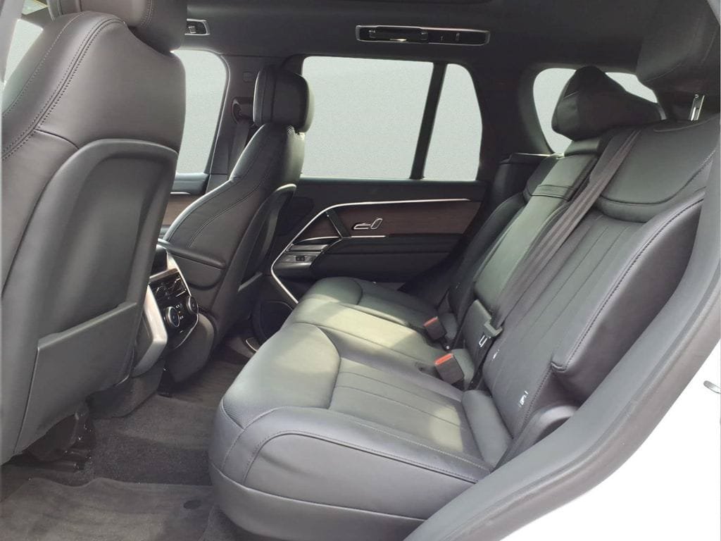 Used 2023 Land Rover Range Rover SE AWD/4WD image 15