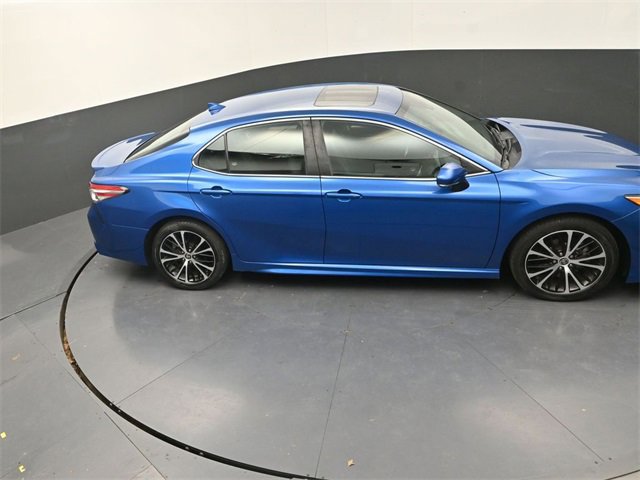 Used 2020 Toyota Camry SE image 16