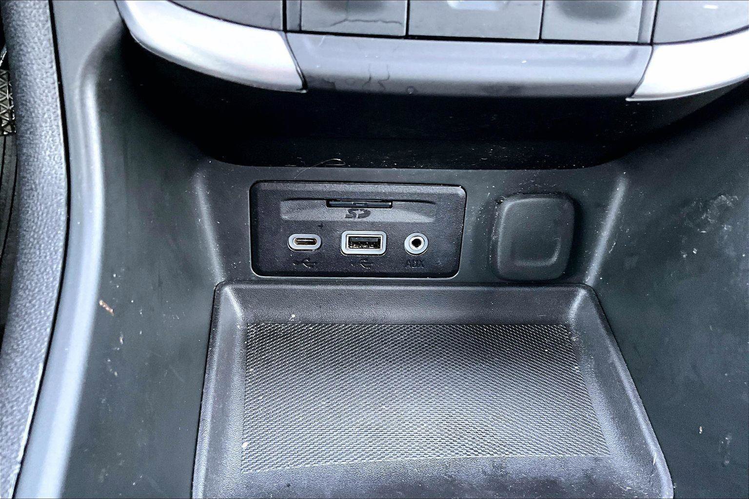 Used 2022 GMC Terrain SLT w/ Infotainment Package II image 33