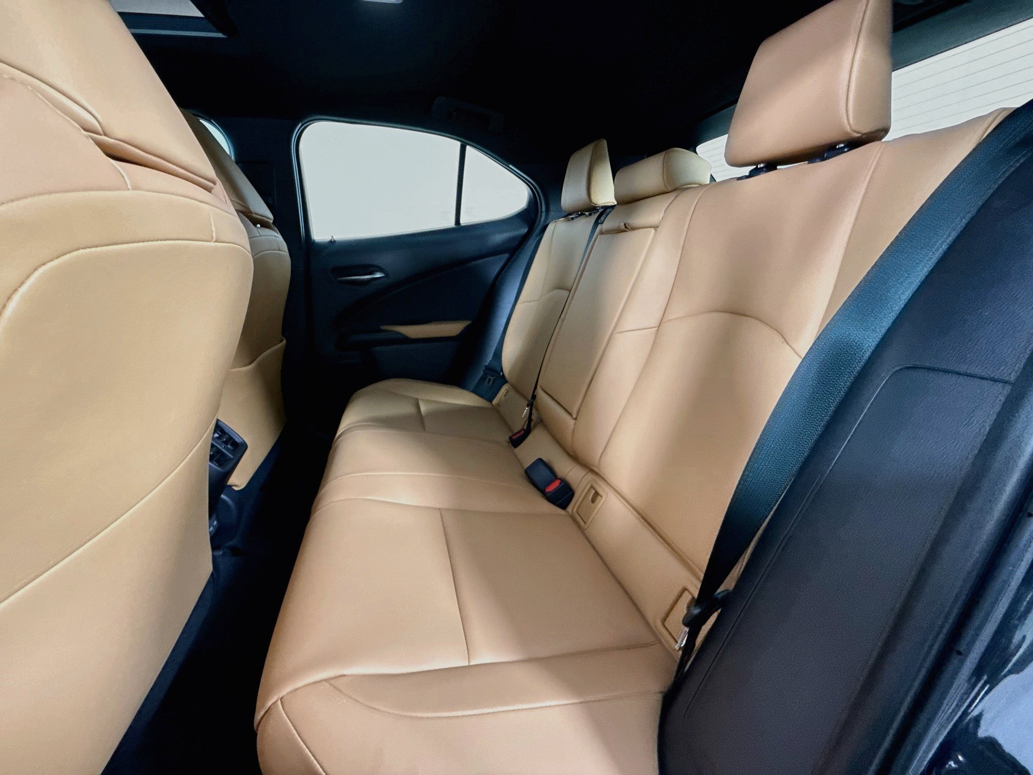 Certified 2026 Lexus UX 300h AWD w/ Accessory Package (2T) image 22