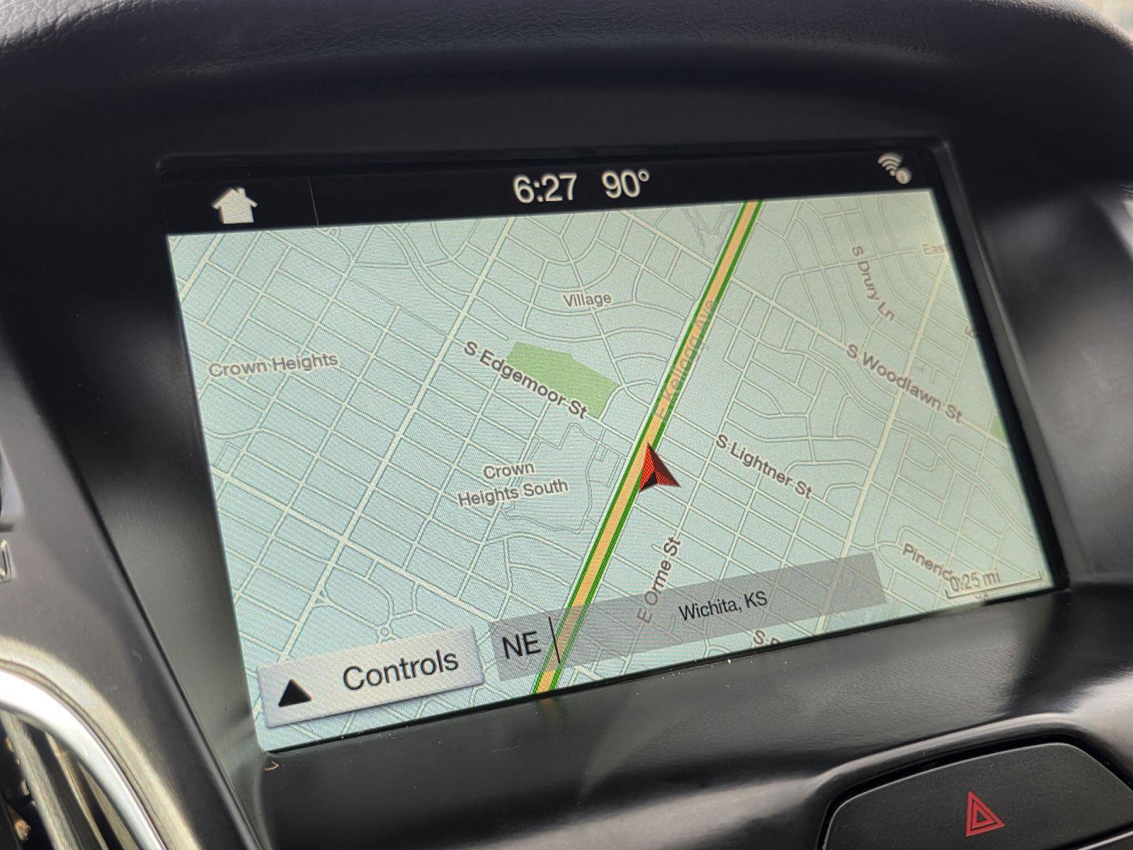 Used 2018 Ford Focus Titanium FWD image 21