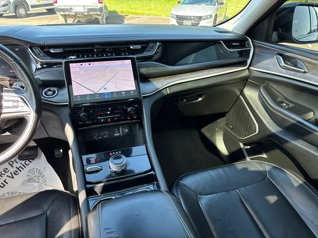 Used 2022 Jeep Grand Cherokee Limited AWD/4WD image 12