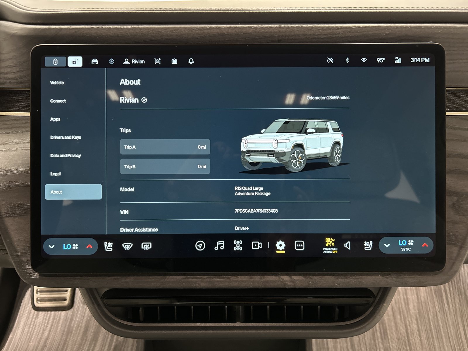 Used 2024 Rivian R1S Adventure AWD/4WD image 29