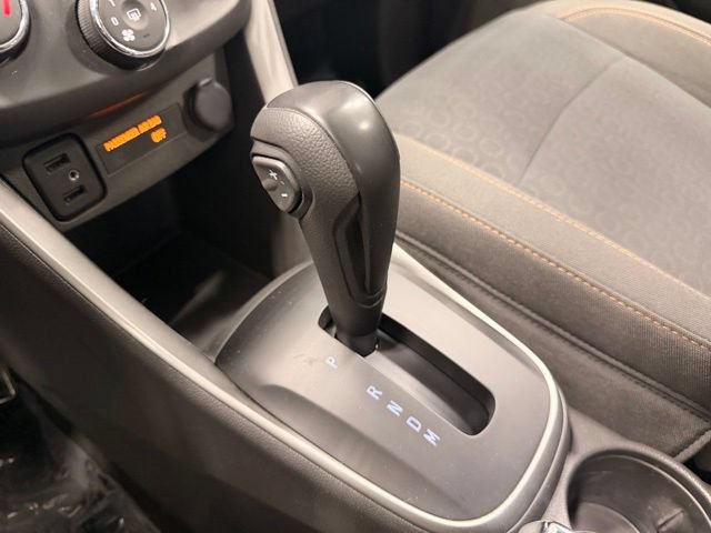 Used 2022 Chevrolet Trax LS w/ Tint and Cruise Package AWD/4WD image 27