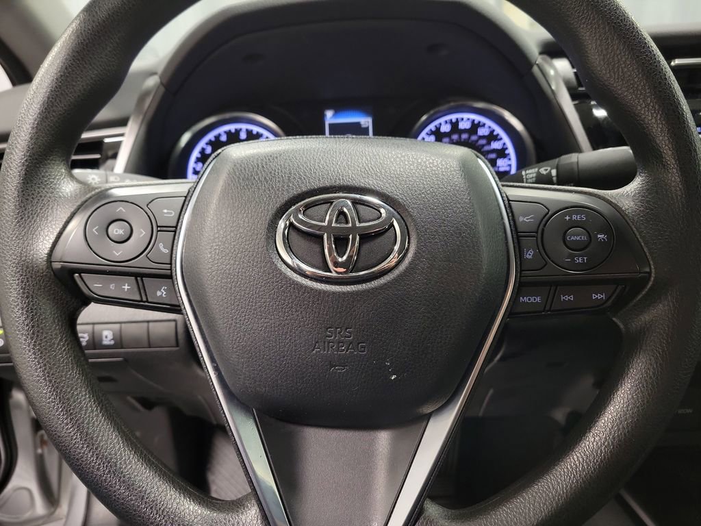 Used 2020 Toyota Camry LE image 16