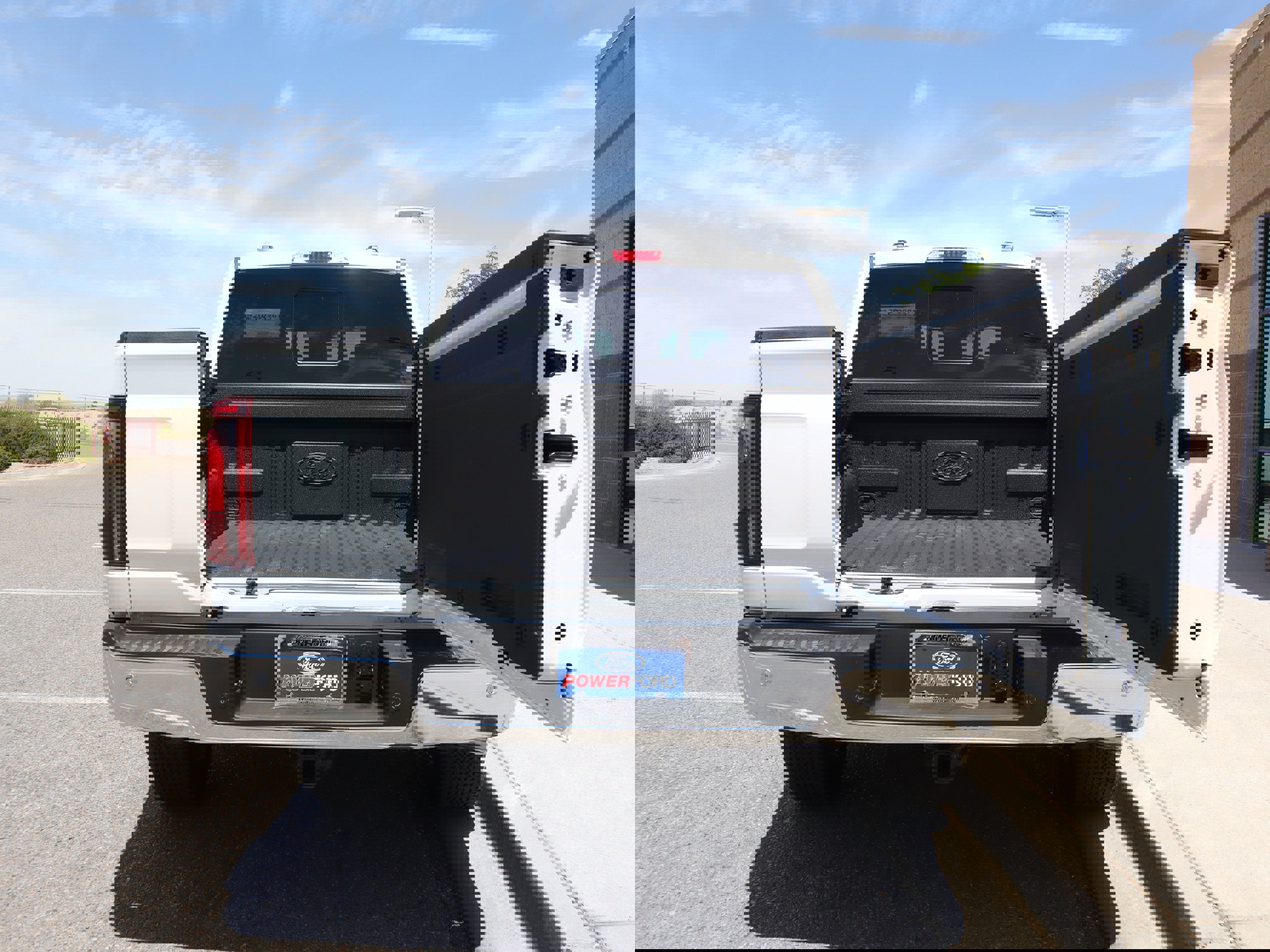 New 2025 Ford F150 Lariat w/ Equipment Group 502A High image 21