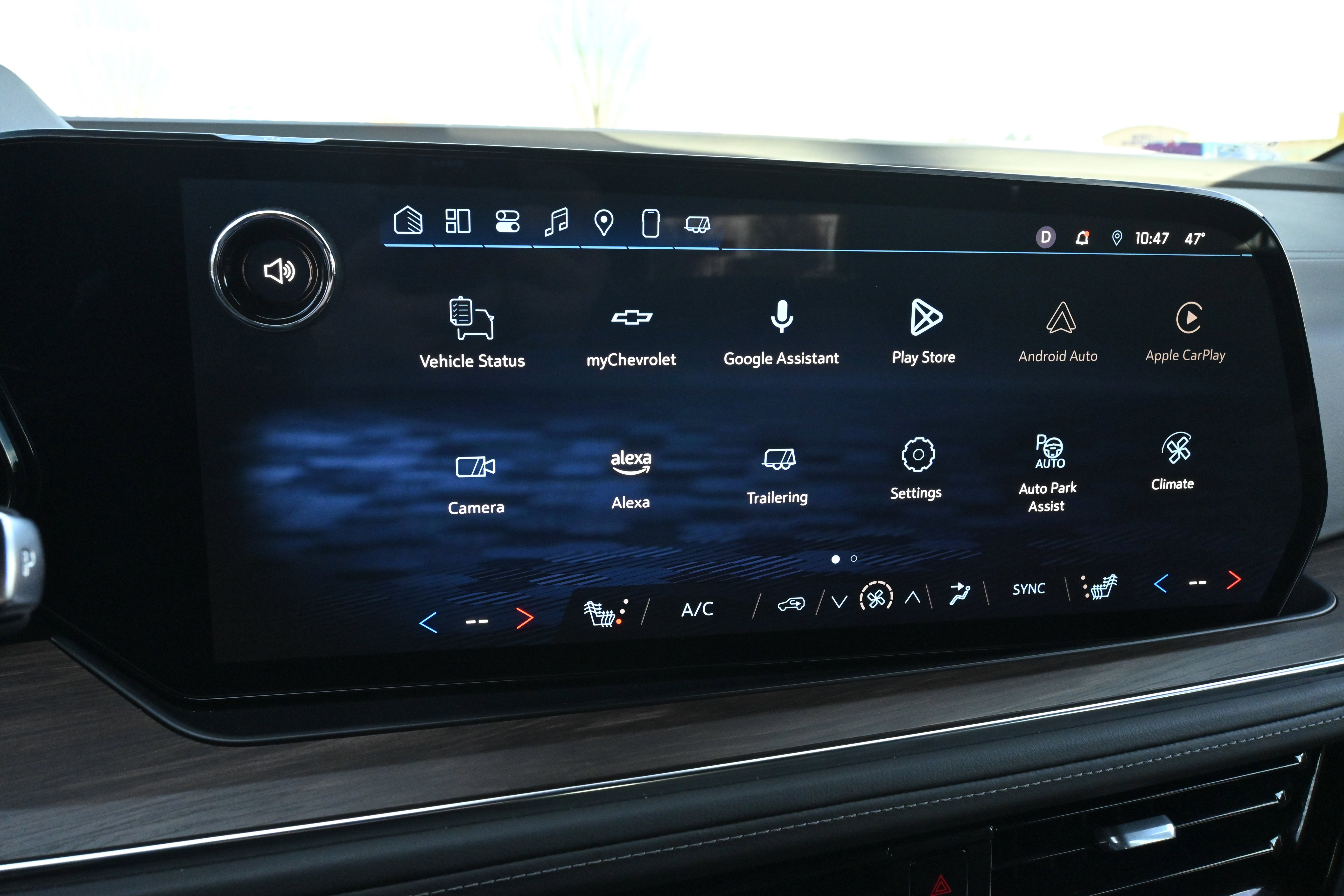 Used 2025 Chevrolet Tahoe Z71 w/ Z71 Off-Road Package image 35