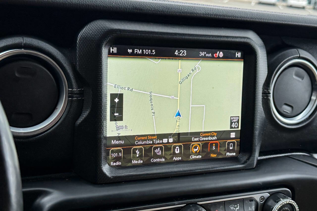 Used 2018 Jeep Wrangler Unlimited Sahara w/ Dual Top Group image 27