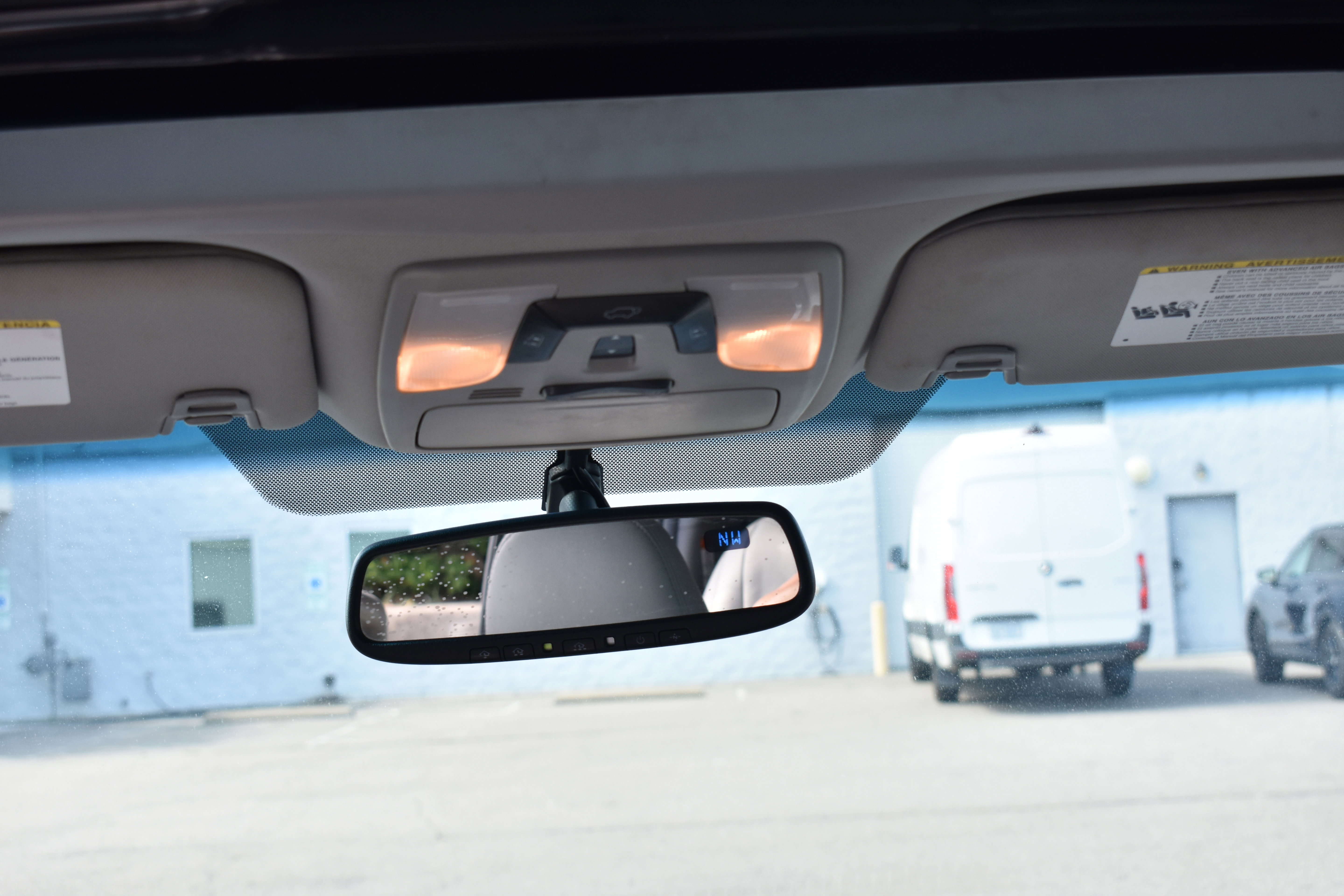 Used 2017 Toyota Sienna L image 32