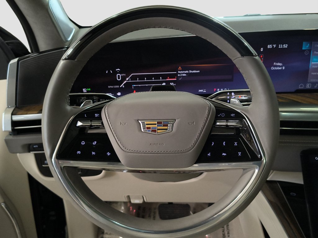 Used 2026 Cadillac Escalade Platinum Luxury AWD/4WD image 11