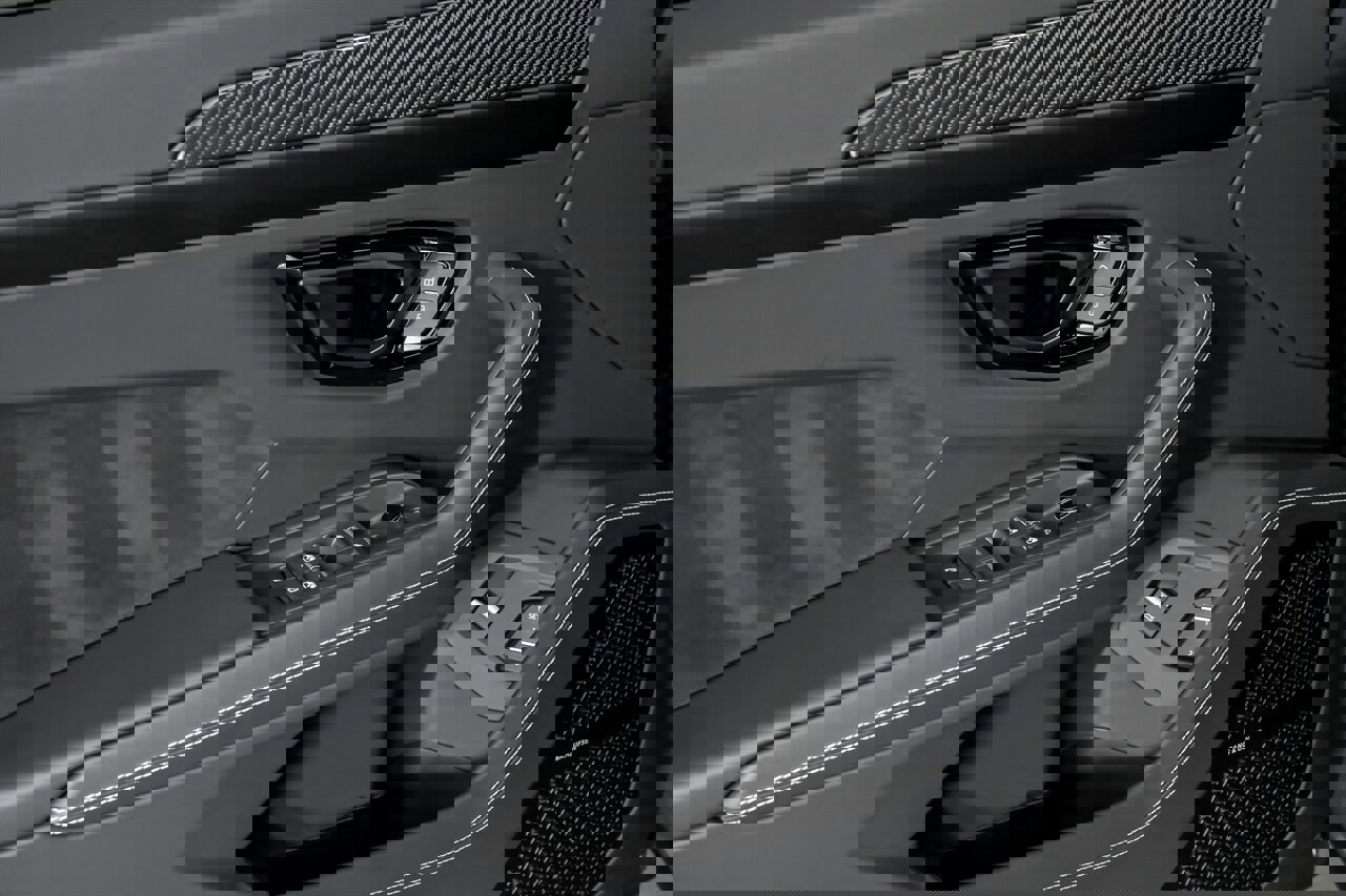 Used 2023 Lamborghini Urus S image 18