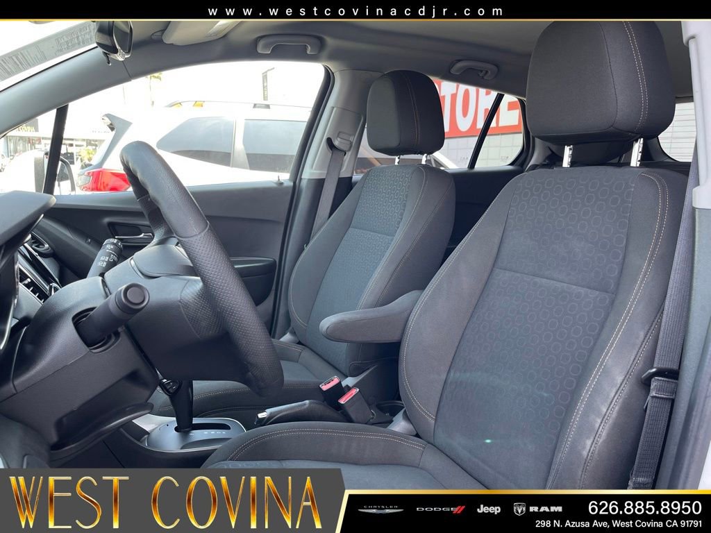 Used 2022 Chevrolet Trax LS w/ Tint and Cruise Package FWD image 14