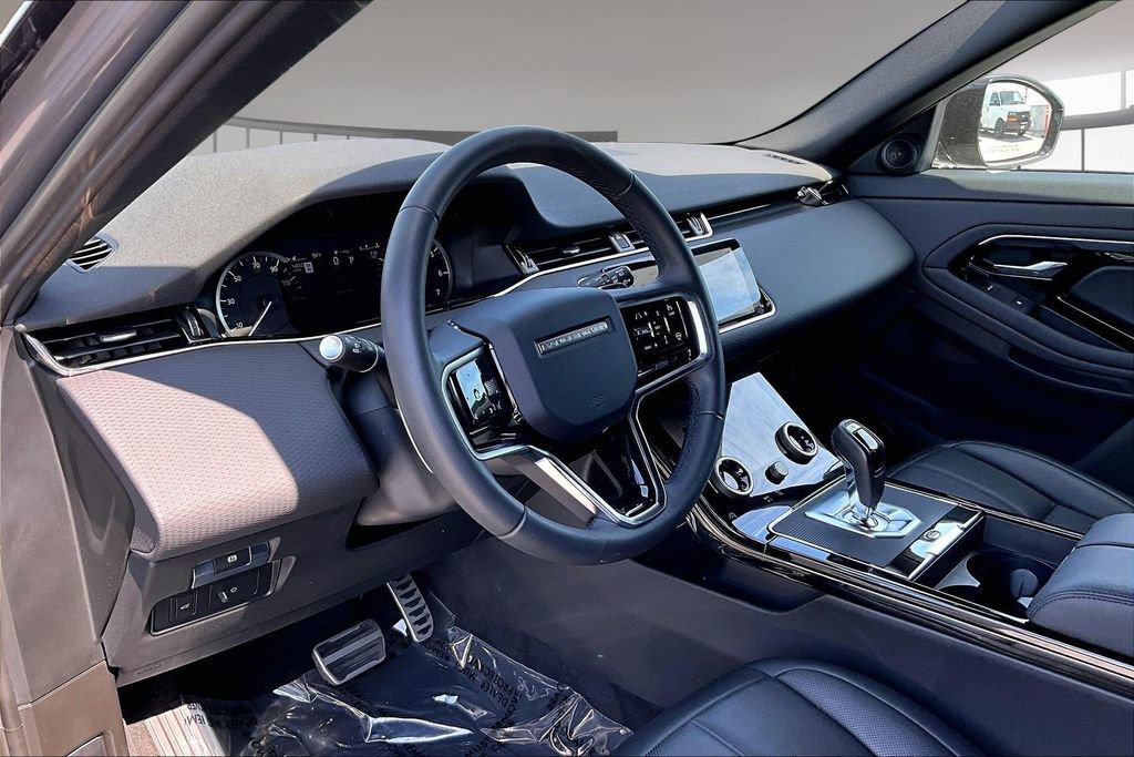 Certified 2023 Land Rover Range Rover Evoque R-Dynamic S AWD/4WD image 15