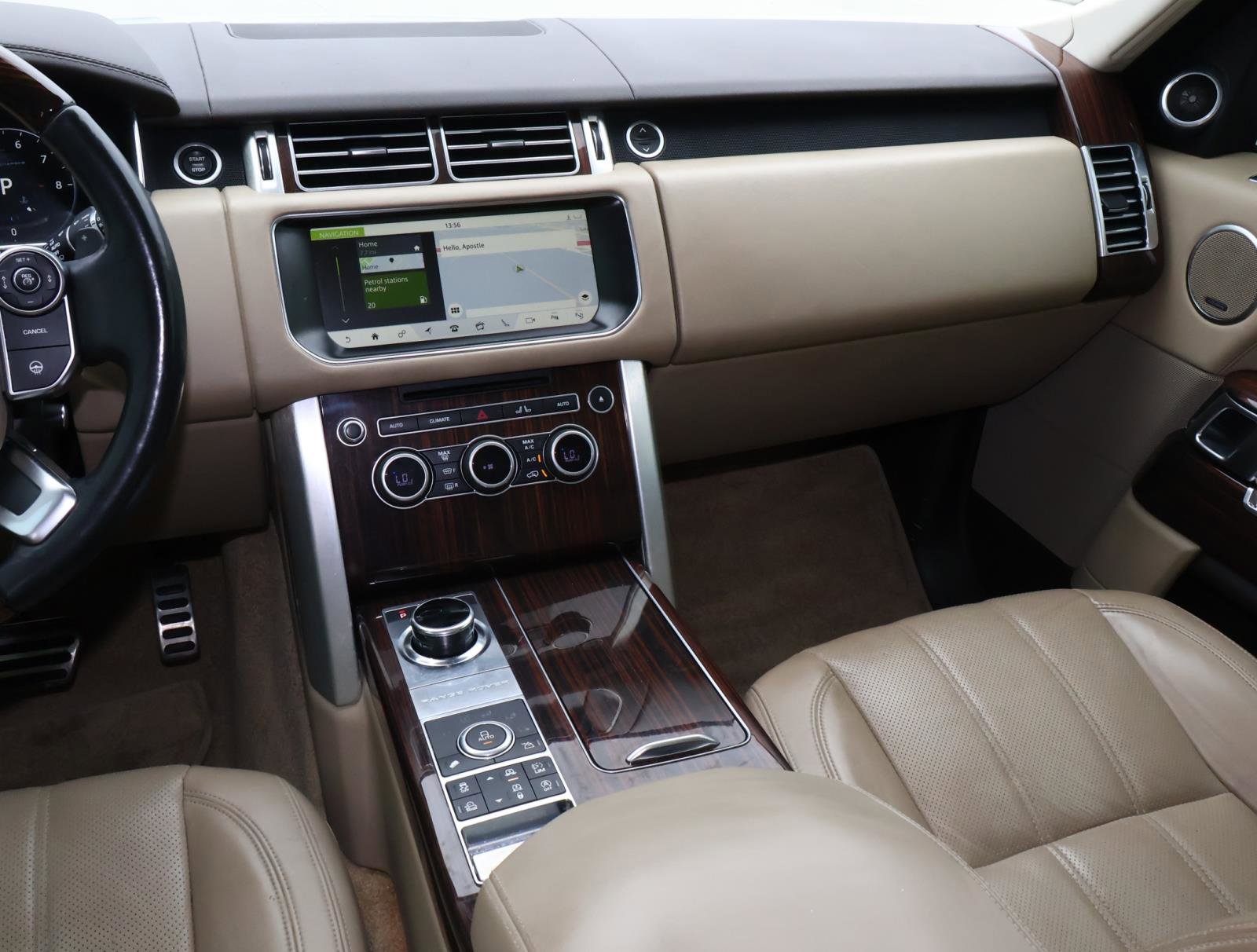 Used 2017 Land Rover Range Rover Supercharged image 11