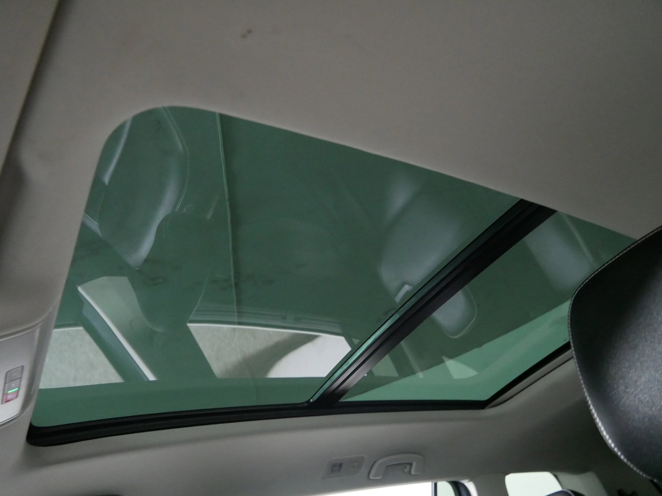 Certified 2023 Volkswagen Atlas SE w/ Panoramic Sunroof Package image 30