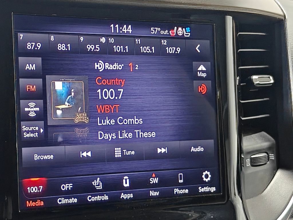 Used 2021 RAM 1500 Laramie image 44