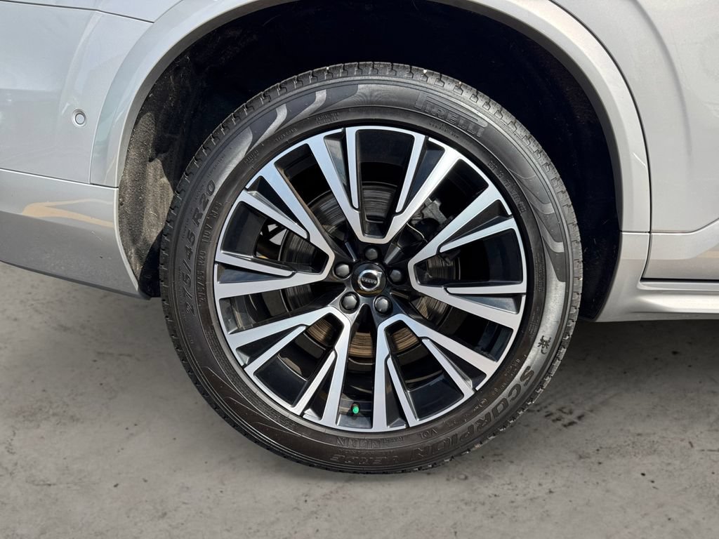 Certified 2023 Volvo XC90 T8 Plus AWD/4WD image 9