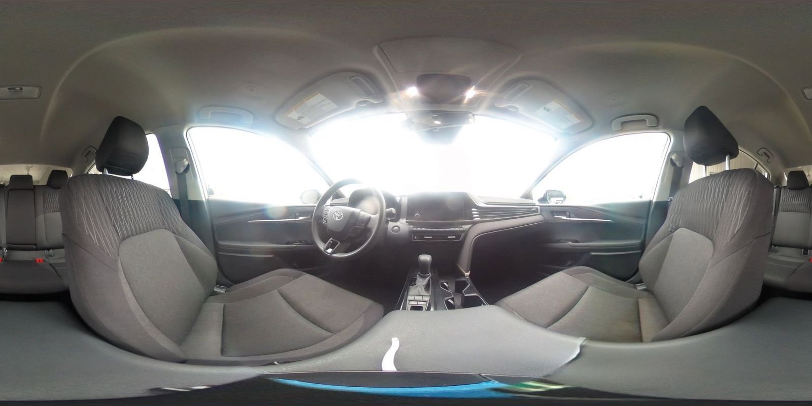 Used 2025 Toyota Camry LE FWD image 36
