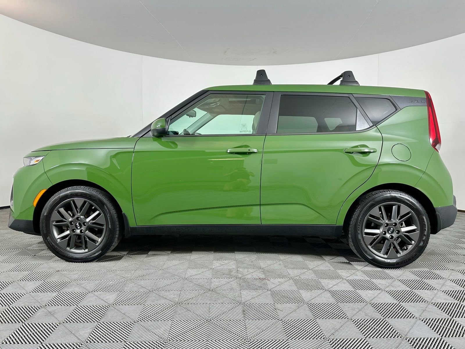 Used 2021 Kia Soul EX image 18