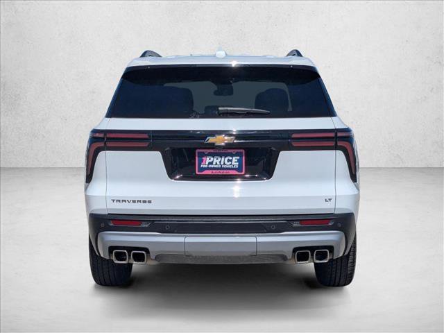 Used 2024 Chevrolet Traverse LT image 7