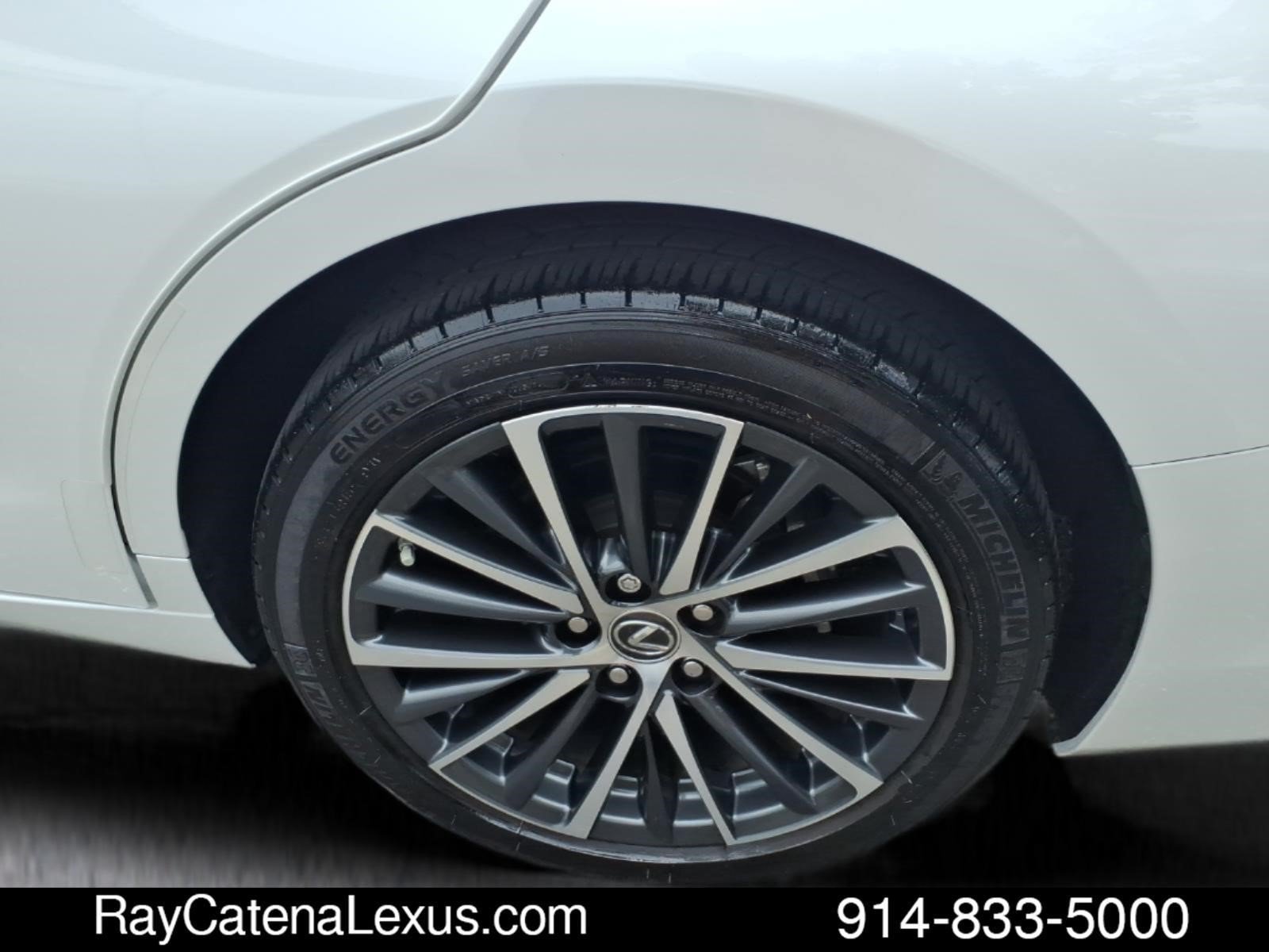 Certified 2024 Lexus ES 250 w/ Premium Package AWD/4WD image 5