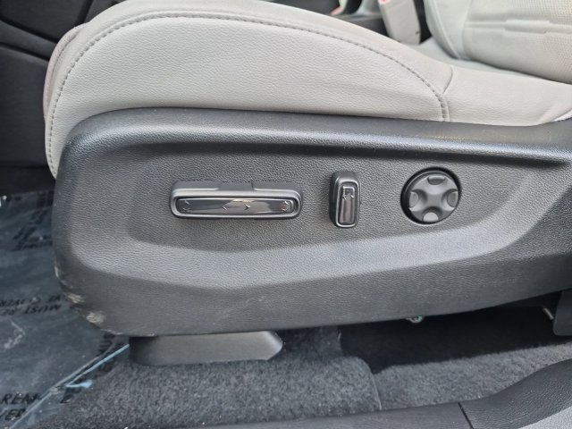 Used 2020 Honda CR-V EX-L image 17