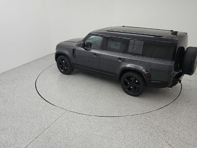 New 2026 Land Rover Defender 130 V8 AWD/4WD image 19