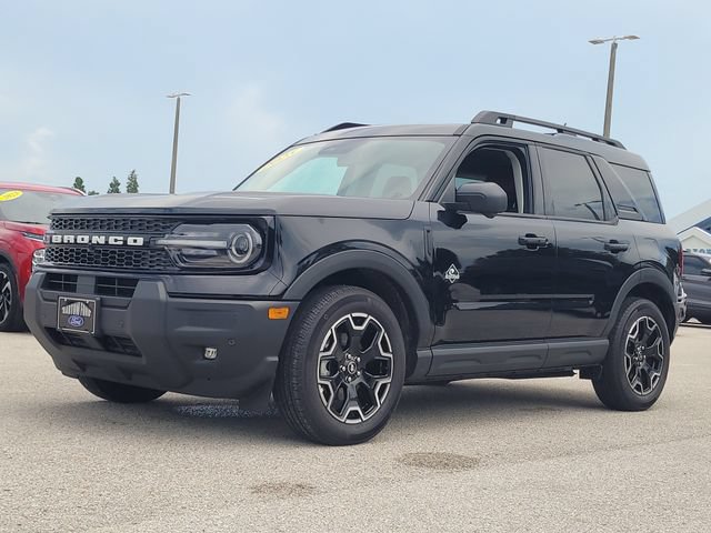 Used 2025 Ford Bronco Sport Outer Banks w/ Outer Banks Tech Package+ AWD/4WD image 33