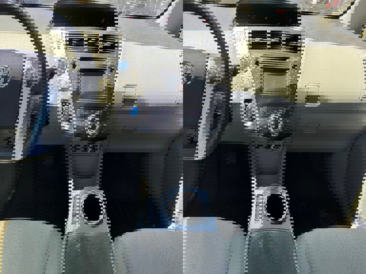 Used 2013 Toyota Prius V Two FWD image 15