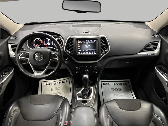 Used 2018 Jeep Cherokee Latitude Plus w/ Comfort/Convenience Group image 12