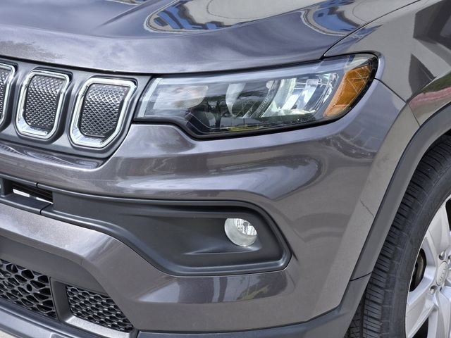 Certified 2022 Jeep Compass Latitude w/ Sun and Sound Group image 9