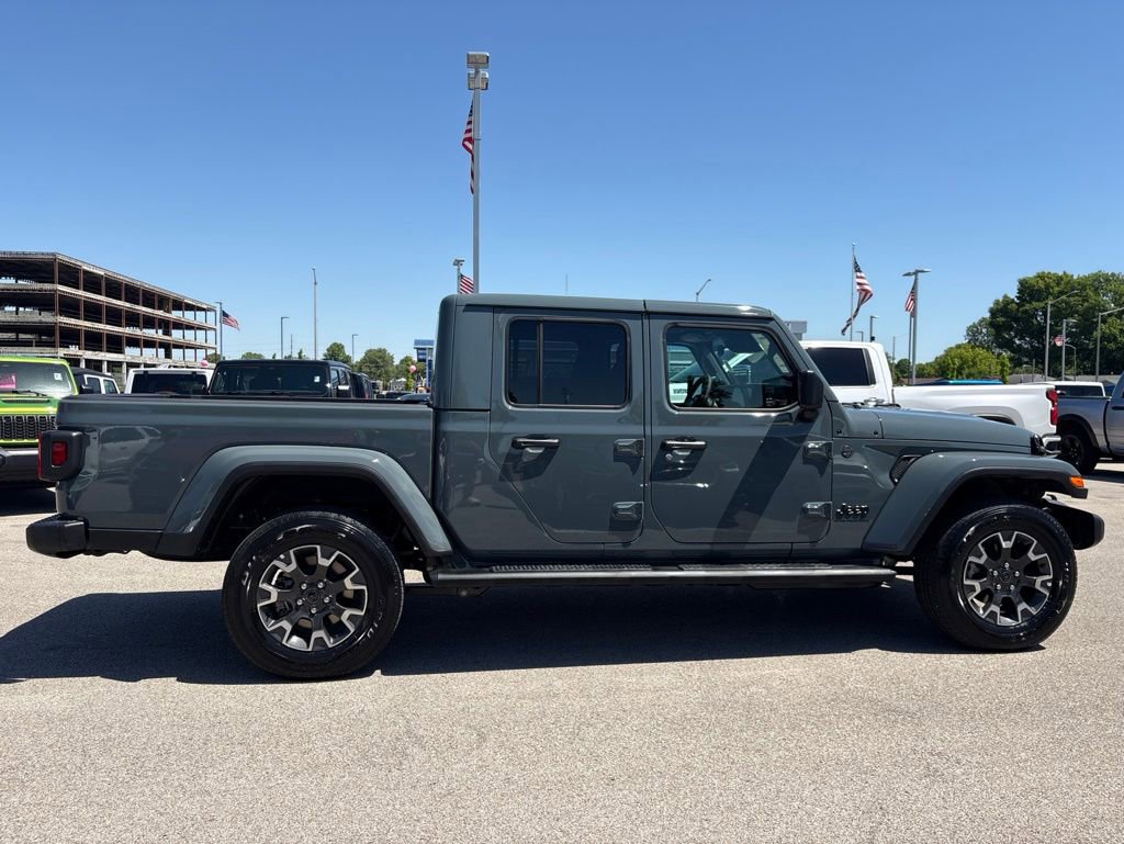 New 2026 Jeep Gladiator Sport AWD/4WD image 19