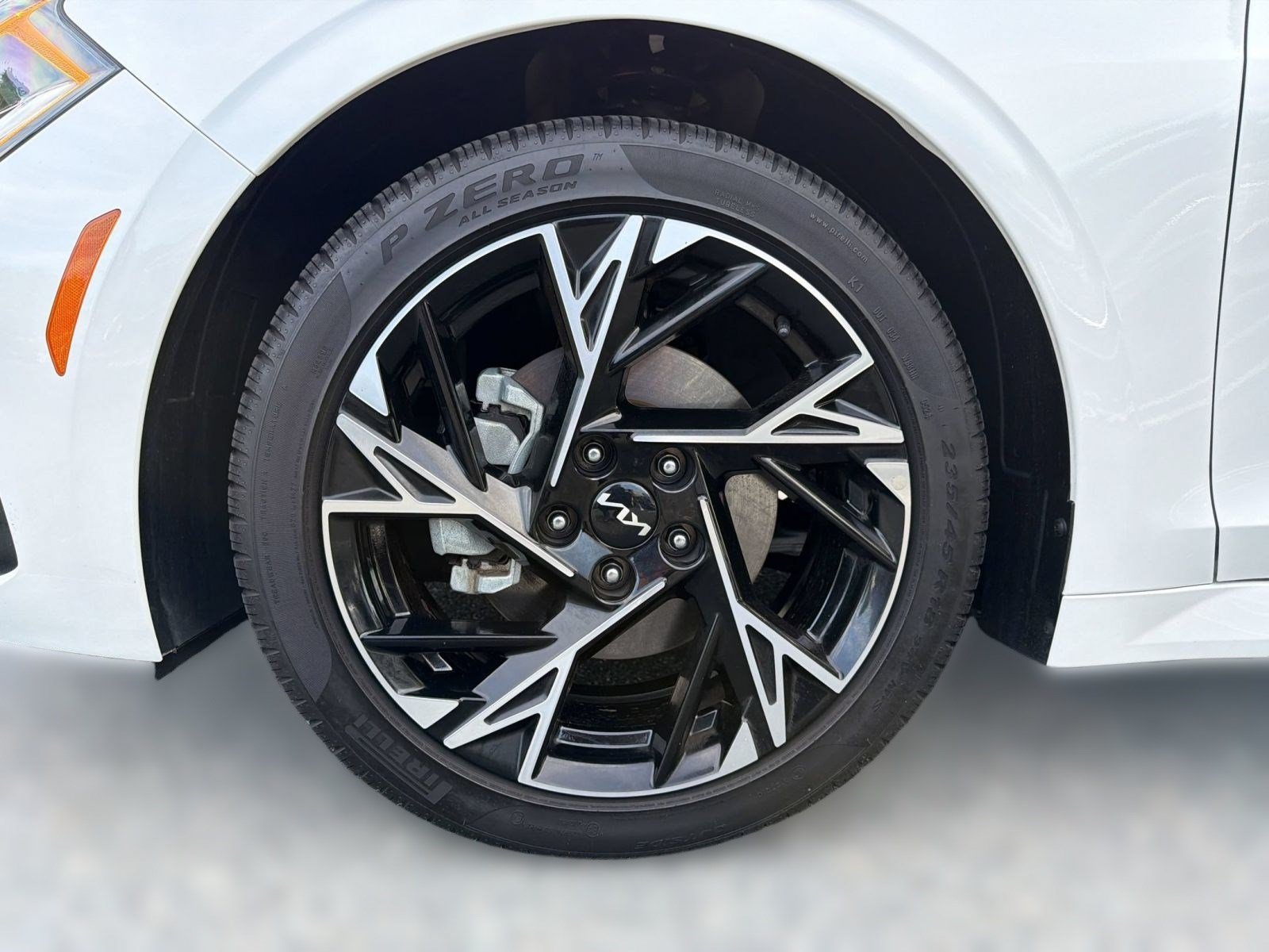 Used 2025 Kia K5 GT-Line w/ GT-Line Premium Package FWD image 12