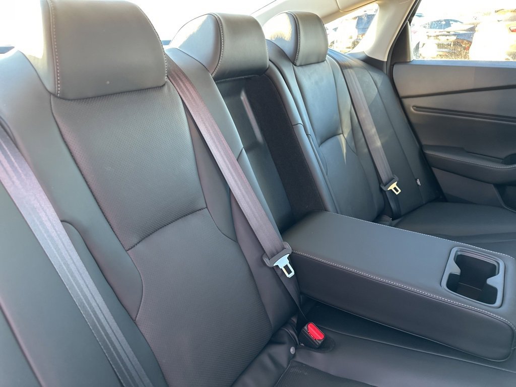 Used 2023 Honda Accord Touring image 22
