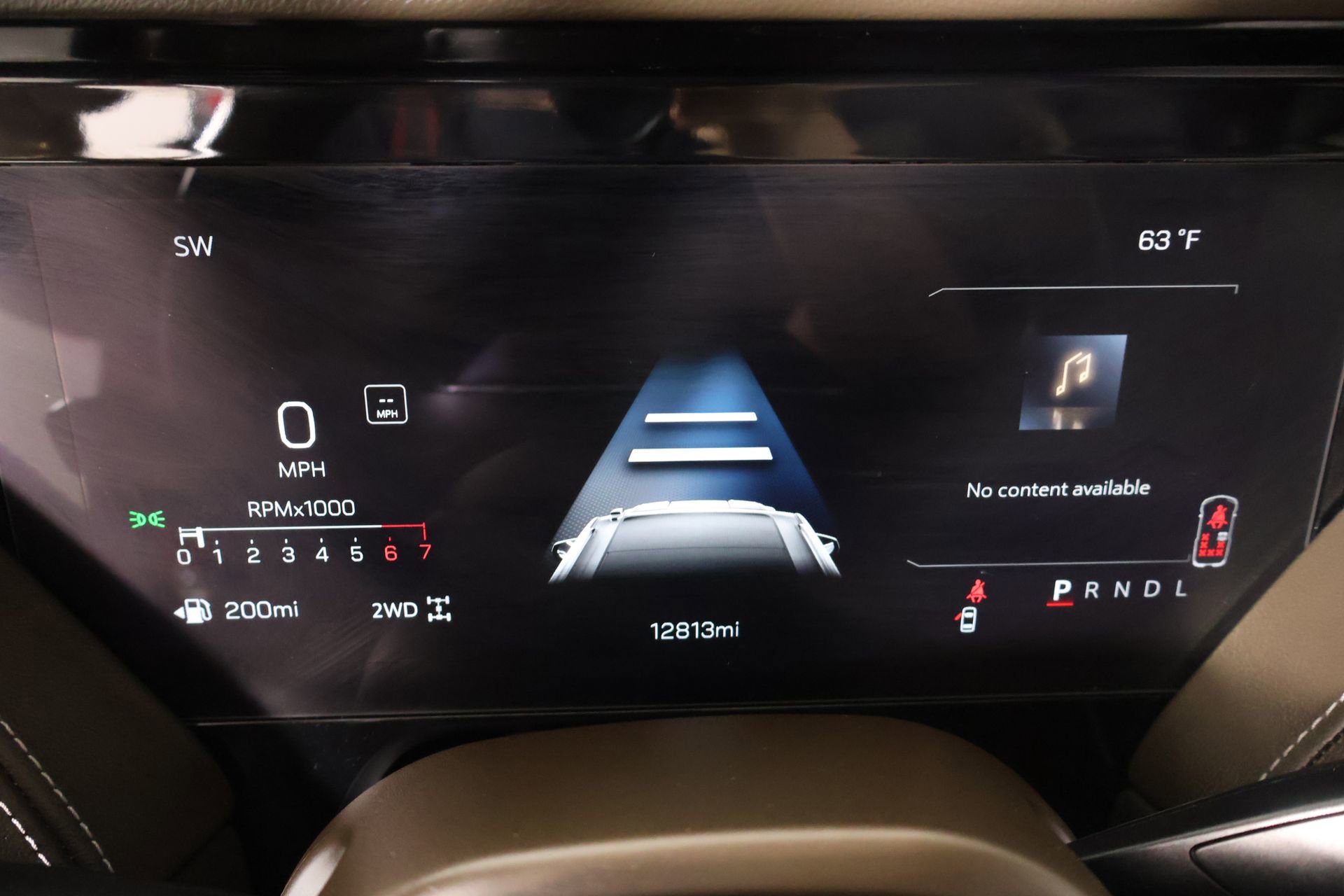 Used 2025 GMC Yukon Elevation w/ Elevation Premium Package image 4