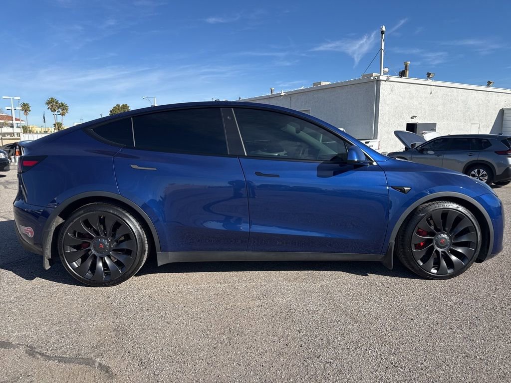 Used 2022 Tesla Model Y Performance image 8