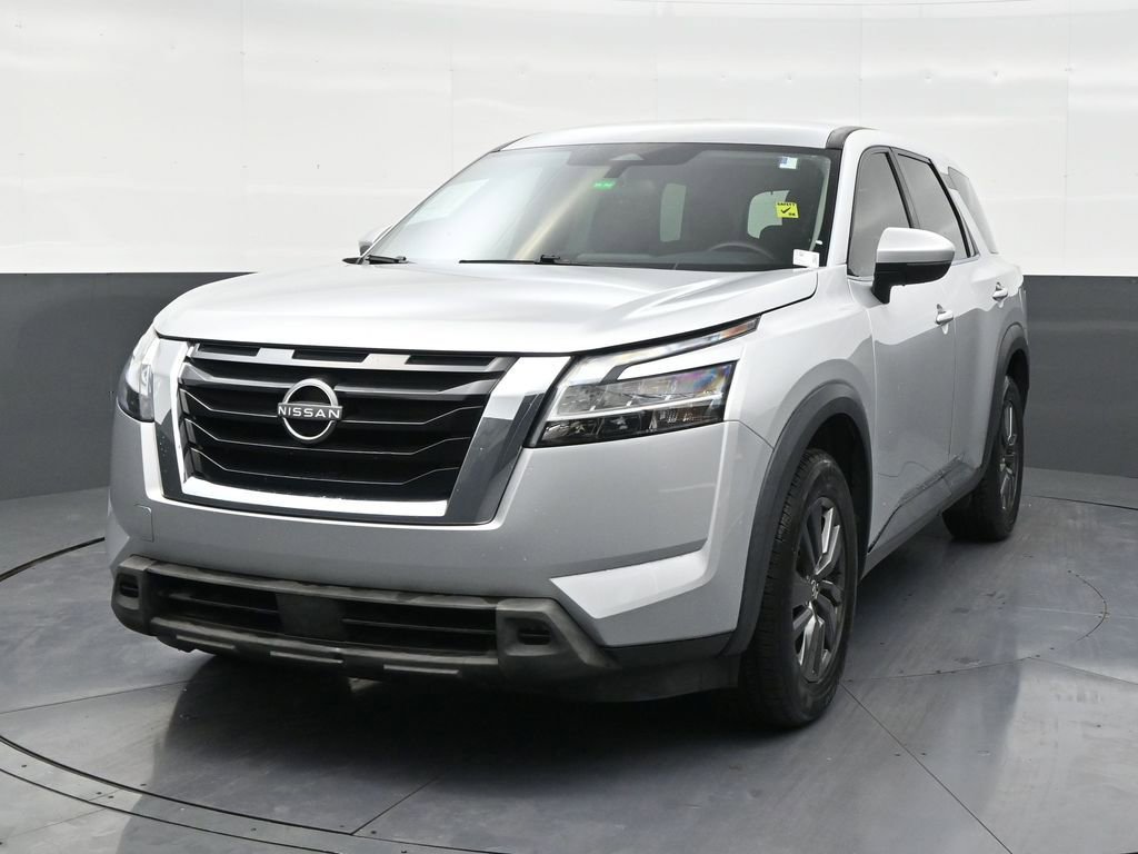 Used 2022 Nissan Pathfinder S image 8