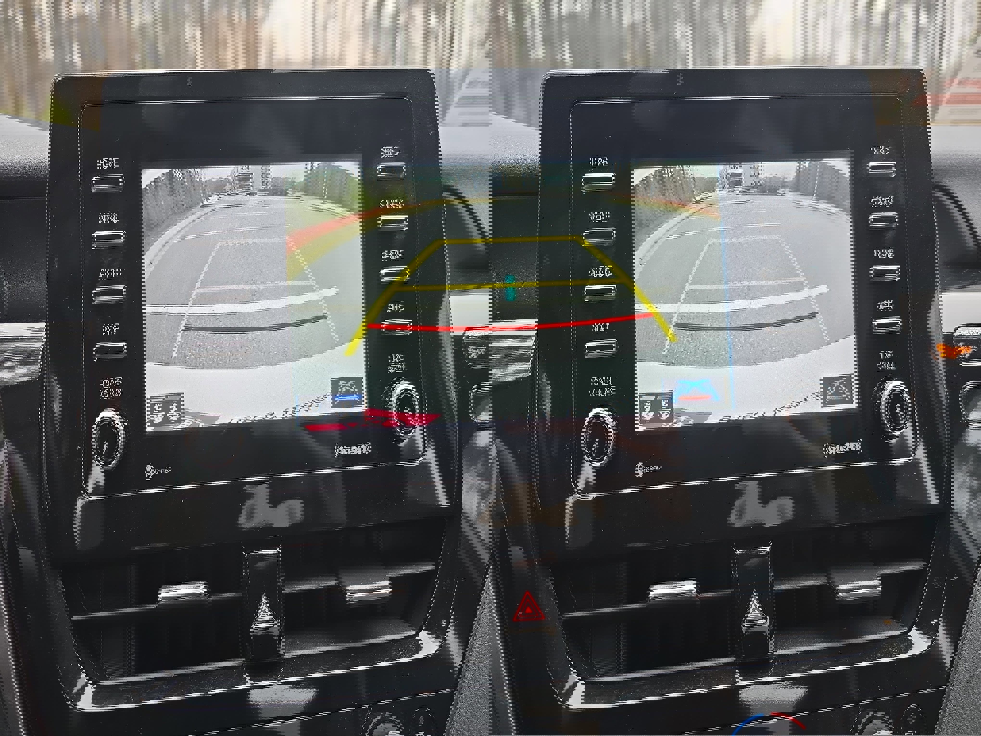 Certified 2022 Toyota Camry SE w/ Convenience Package image 24