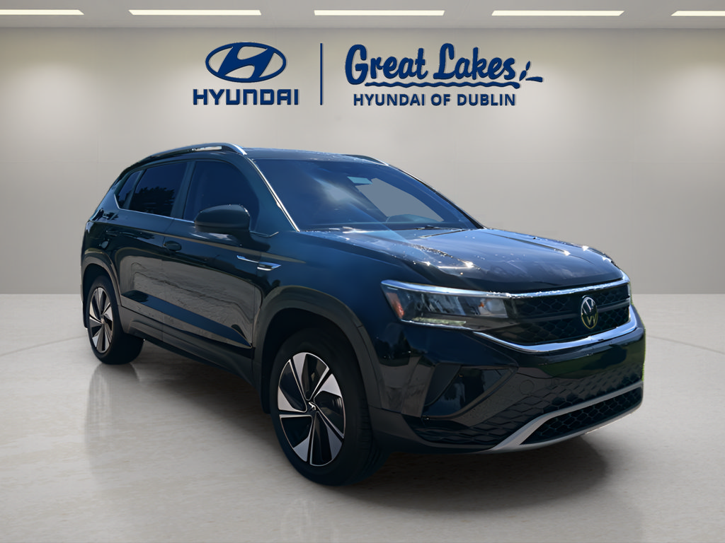 Used 2024 Volkswagen Taos SE AWD/4WD image 7