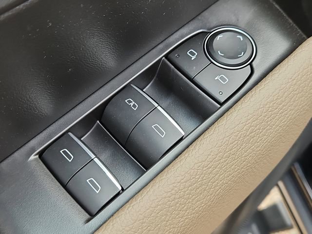 New 2026 GMC Canyon Denali image 14