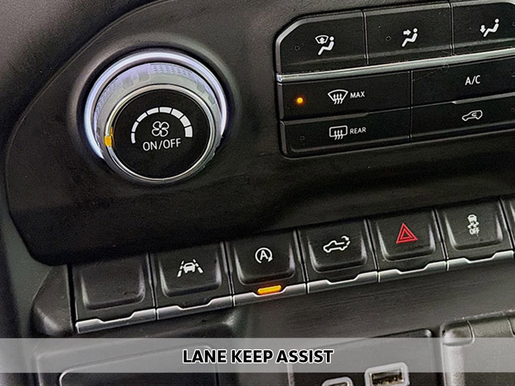 Used 2022 Chevrolet Silverado 1500 Custom image 3