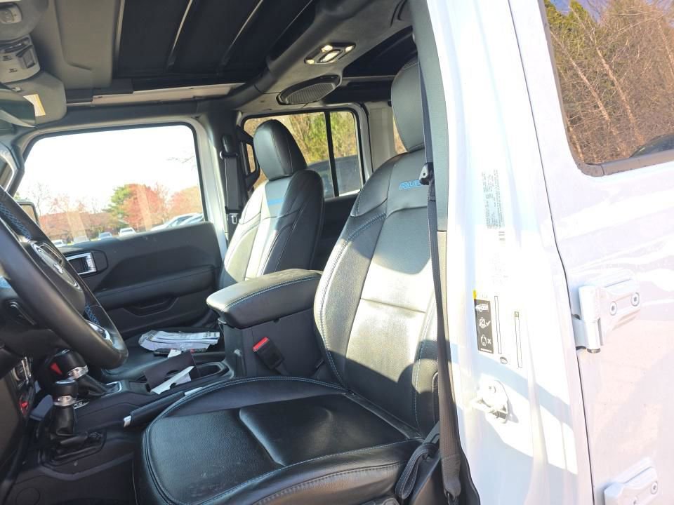 Used 2022 Jeep Wrangler Unlimited Rubicon 4xe w/ Cold Weather Group image 10