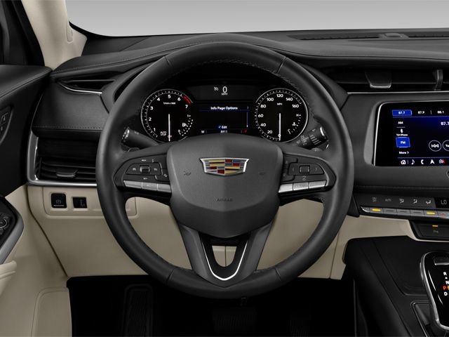 Used 2022 Cadillac XT4 Premium Luxury w/ Sun And Sound Package AWD/4WD image 8