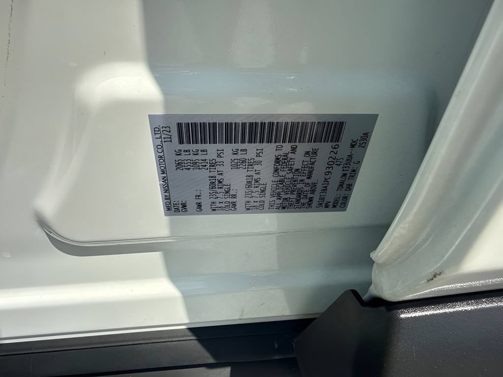 Used 2023 Nissan Rogue SV FWD image 25