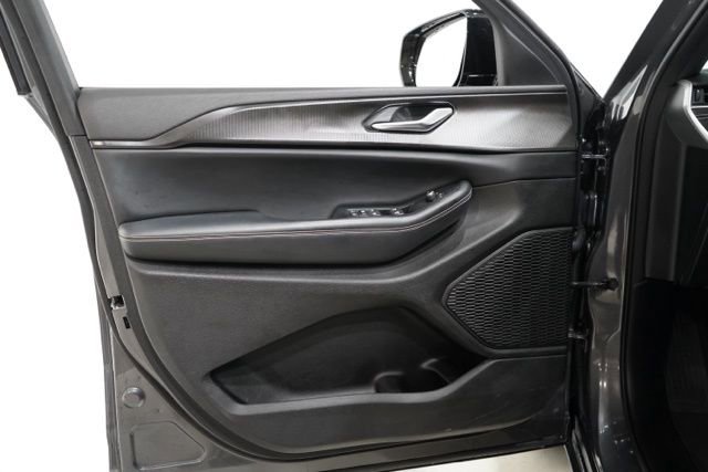 Used 2023 Jeep Grand Cherokee L Altitude image 20