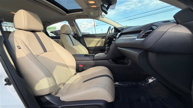Used 2020 Honda Civic Touring image 35